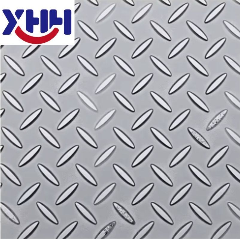 Anti-Slip Floor 1100 3003 5052 Aluminium Checkered Embossing Sheet
