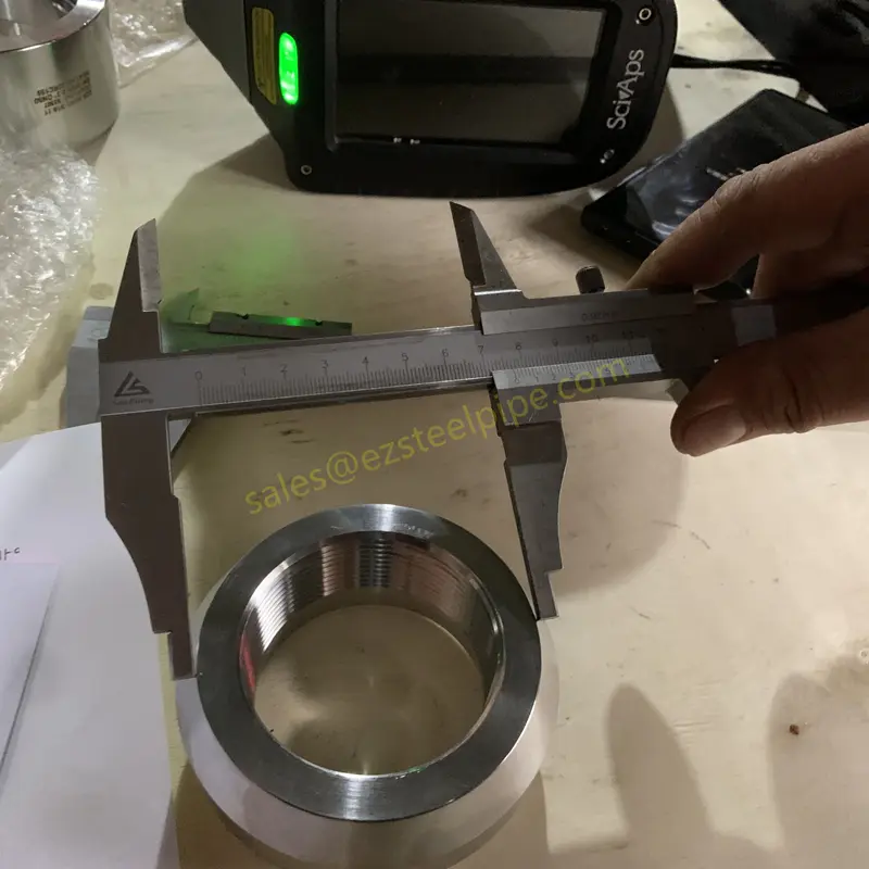 Threaded Pipe Fitting View 2