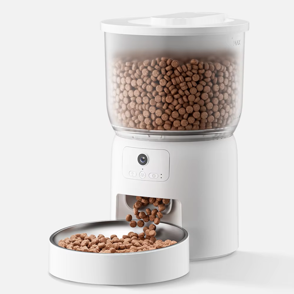 Automatic Dry Food Dispenser Smart Pet Feeder New Design Timed Cat and Dog Feeder with Charging Power Source Plastic Material