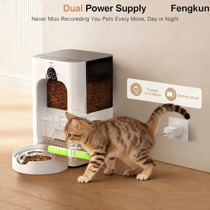 APP Controlled Pet Product Laser Toy and 5L Capacity Pet Feeder Tank