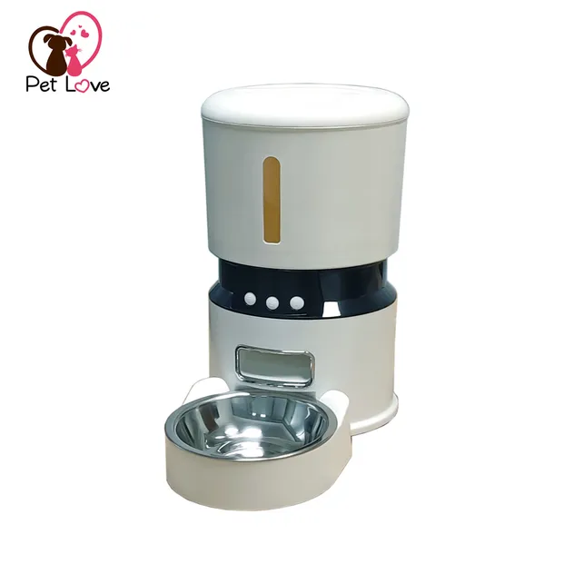 Remote Feeding Pet Feeder Feature 3