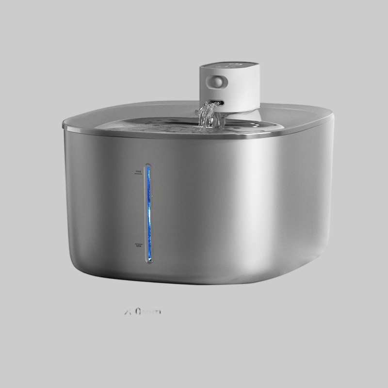 Innovative Customizable Pet Feeding Station for Easy Cleanup