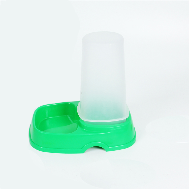 Large Capacity Automatic Plastic Pet Food Bowl Cat Eating Food Dispenser Colorful Dog Feeder