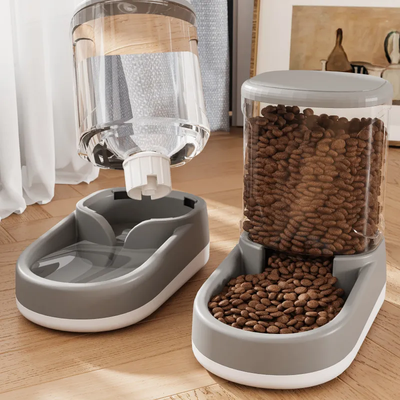 Pet Feeder Display 6