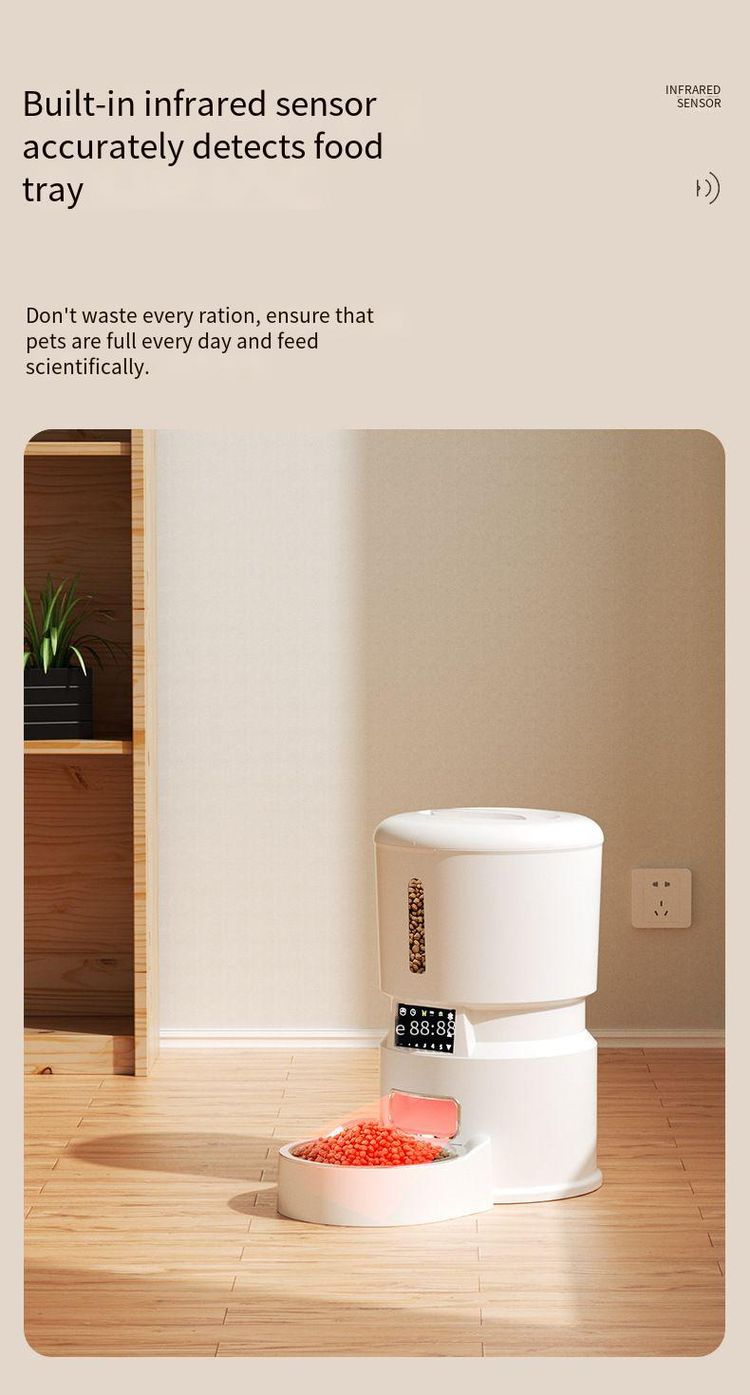Pet Feeder Detail 6