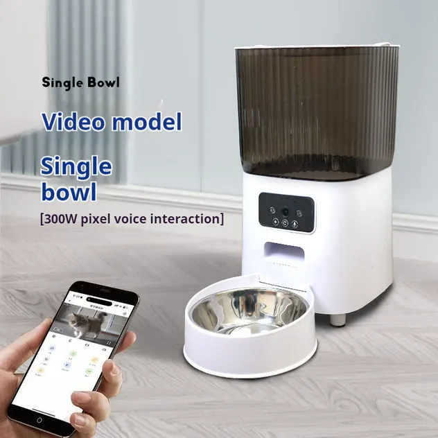 Pet Feeder Detail 3