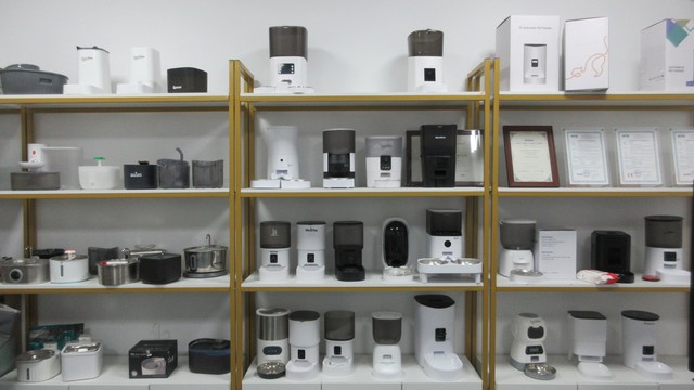 PawEase Smart Pet Feeder Manufacturing Facility