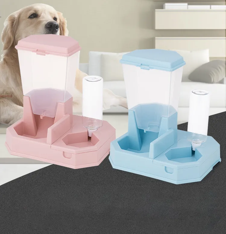 Pet Feeder Detail 1