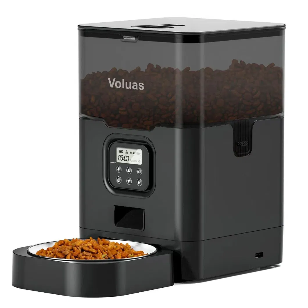 Smart Pet Feeder View 1