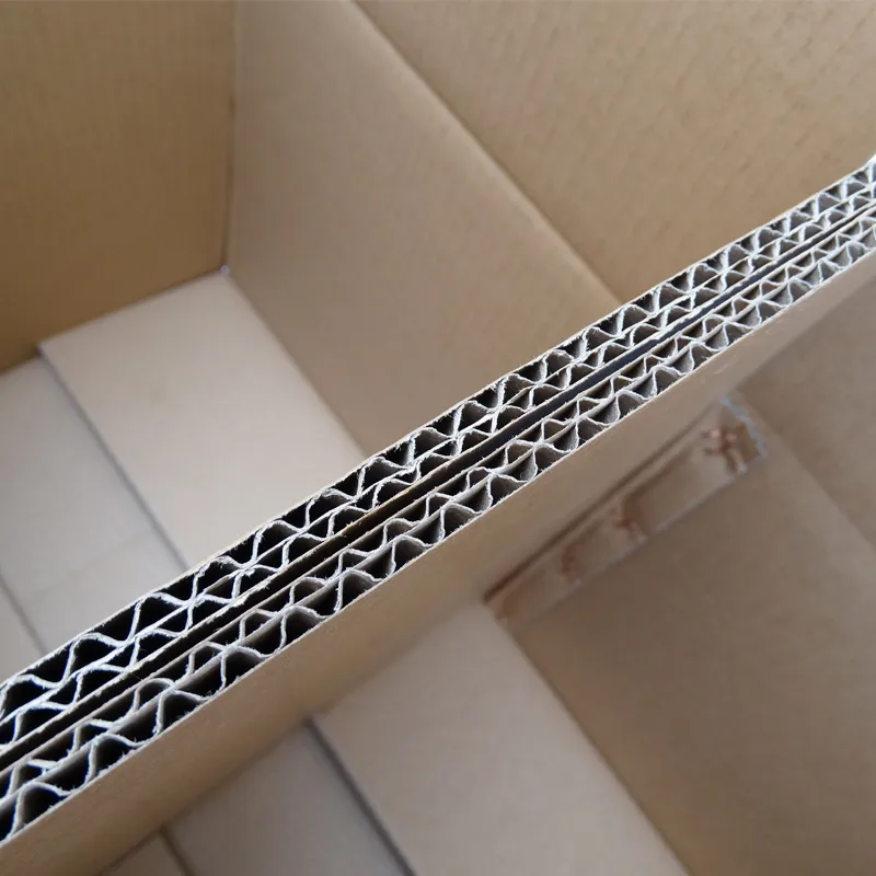 Caixa de papelão corrugado de parede dupla personalizada 3/5 Ply Bc para embalagem de frutas, móveis, frutos do mar congelados, mudança, embalagem e envio