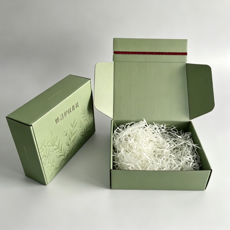 Caixas de presente de papelão ondulado personalizadas, dobráveis, com logotipo impresso, embalagens duráveis para roupas, joias e velas, caixas de kraft