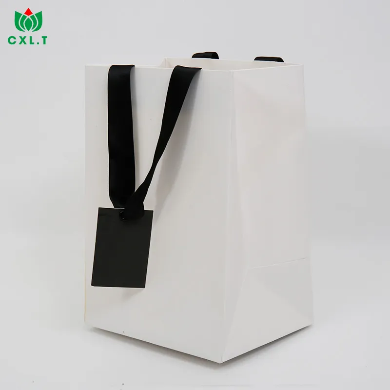 Tamanhos de Alça Personalizados Bolsas Ecológicas Embalagem de Presente Kraft para Sapatos Roupas Sacolas de Papel Reutilizáveis para Compras