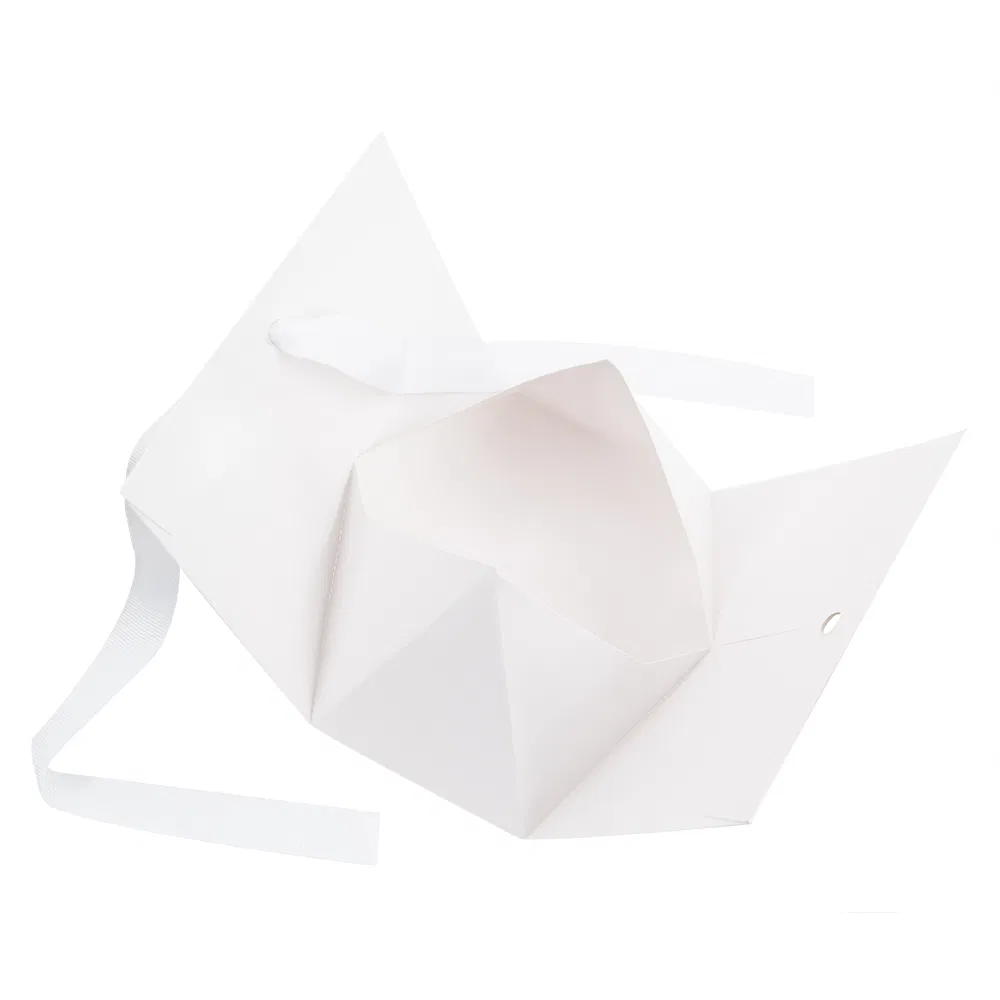 Saco de embalagem para presente em papel laminado brilhante nas cores dourado e branco, tamanho personalizado à venda