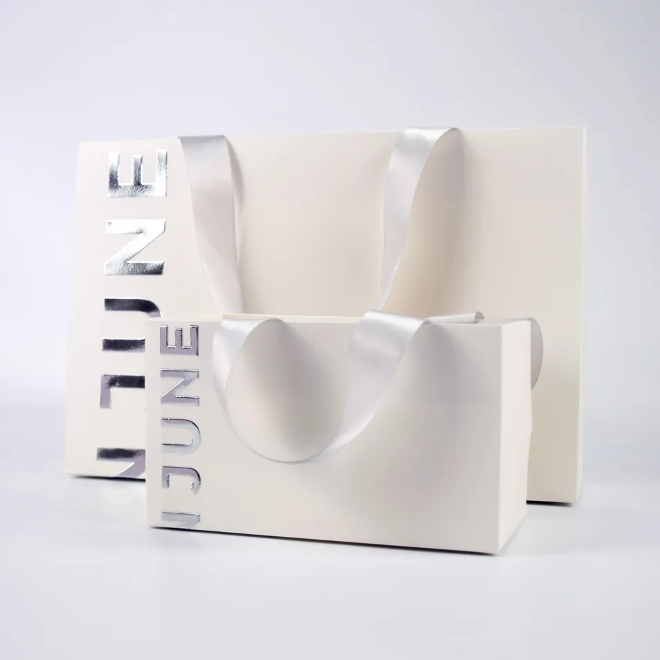 Saco de papel impresso personalizado de alta qualidade para embalagem de varejo, boutique, joias, cosméticos e vestuário
