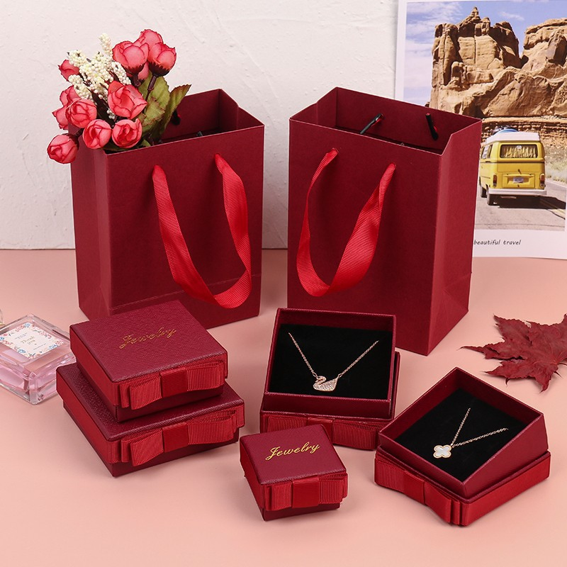 Caixa de presente de papel para joias com logotipo impresso personalizado, base de gaveta de luxo, com inserto de espuma EVA para colar, anel, brincos e pulseira