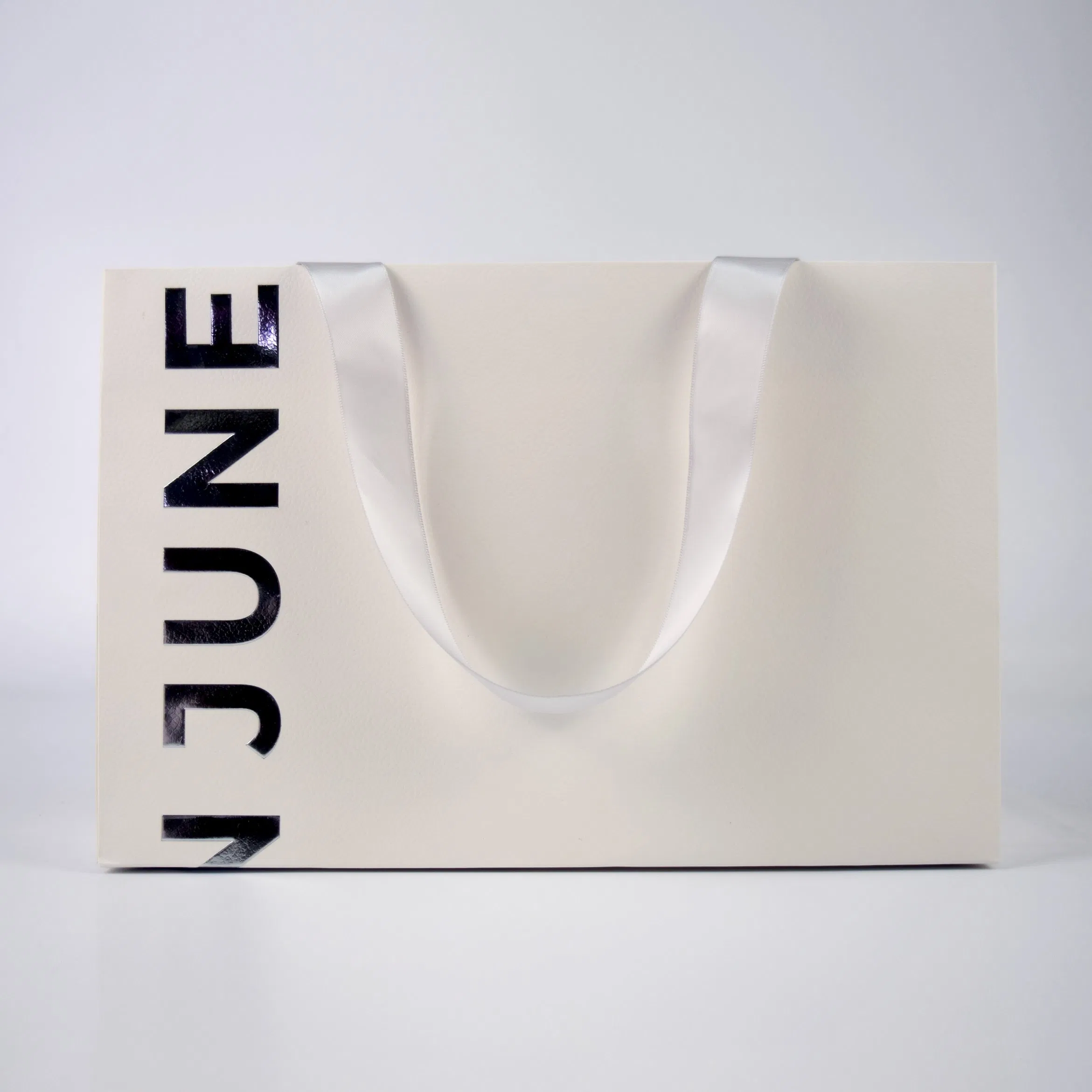 Saco de papel impresso personalizado de alta qualidade para embalagem de varejo, boutique, joias, cosméticos e vestuário