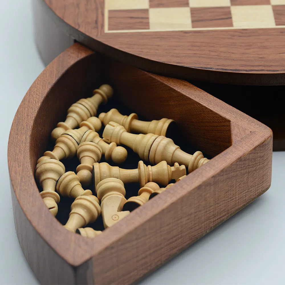 Conjunto de Jogo de Tabuleiro de Xadrez Redondo de Madeira Magnética em Caixa Compacta e Única com Peças