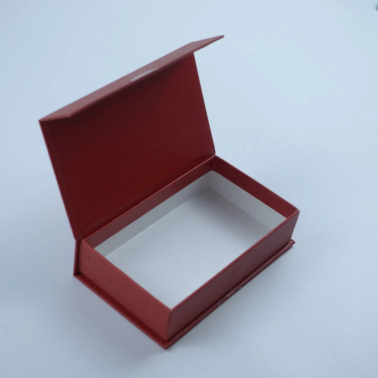 Fabricante de Embalagem de Caixa Magnética de Papel Rígido em Forma de Livro por Atacado para Marcas de Luxo Produtos Premium Globais