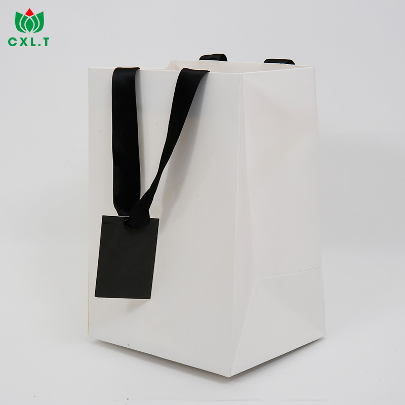 Tamanhos de Alça Personalizados Bolsas Ecológicas Embalagem de Presente Kraft para Sapatos Roupas Sacolas de Papel Reutilizáveis para Compras