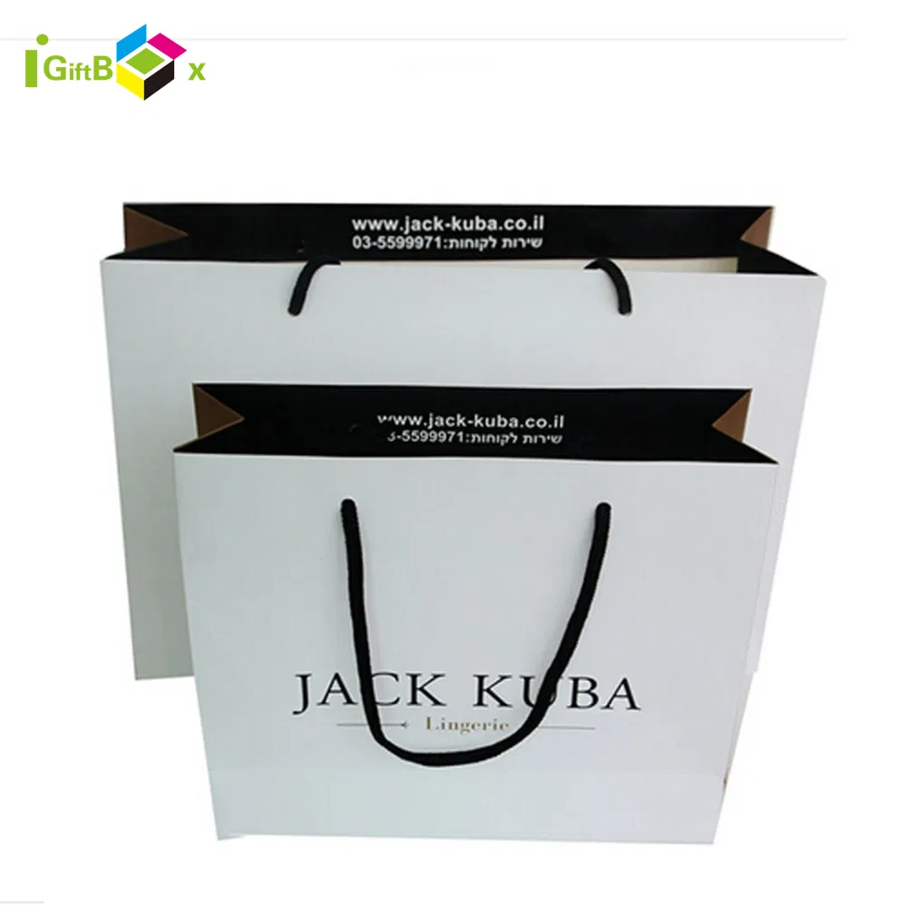 Saco de papel kraft para embalagem de presentes de moda personalizada de luxo, impresso em preto fosco, para cosméticos, roupas e presentes