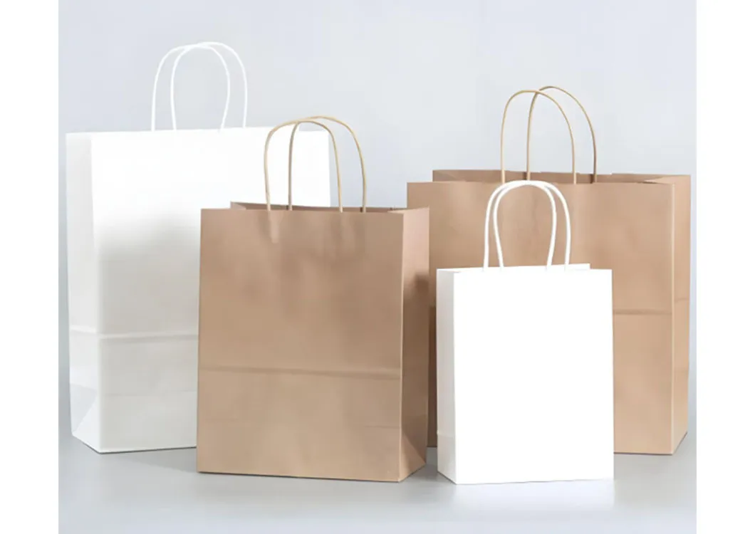 Embalagem de presente em caixa de papelão