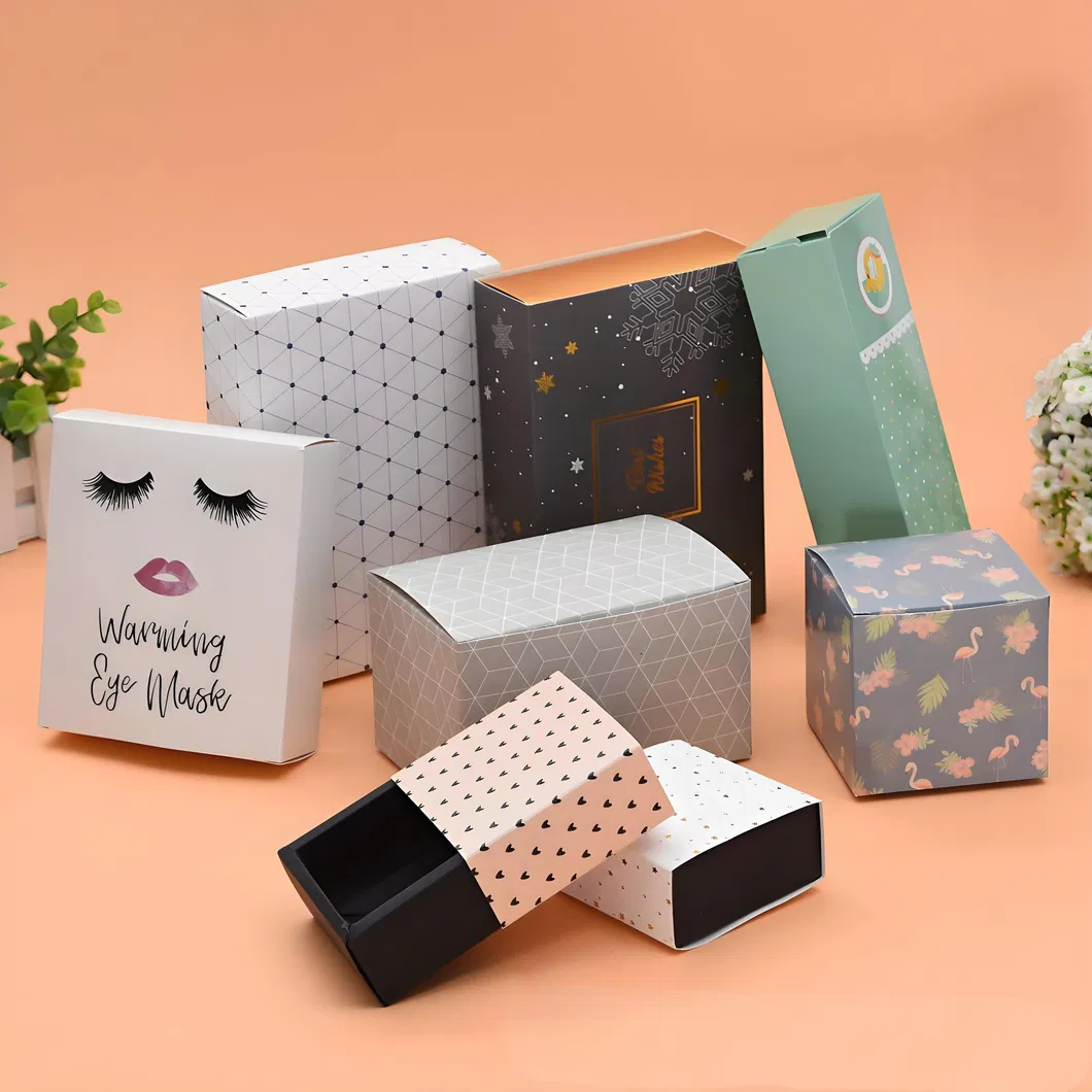 Caixa de presente biodegradável pequena com tampa e base em papel preto