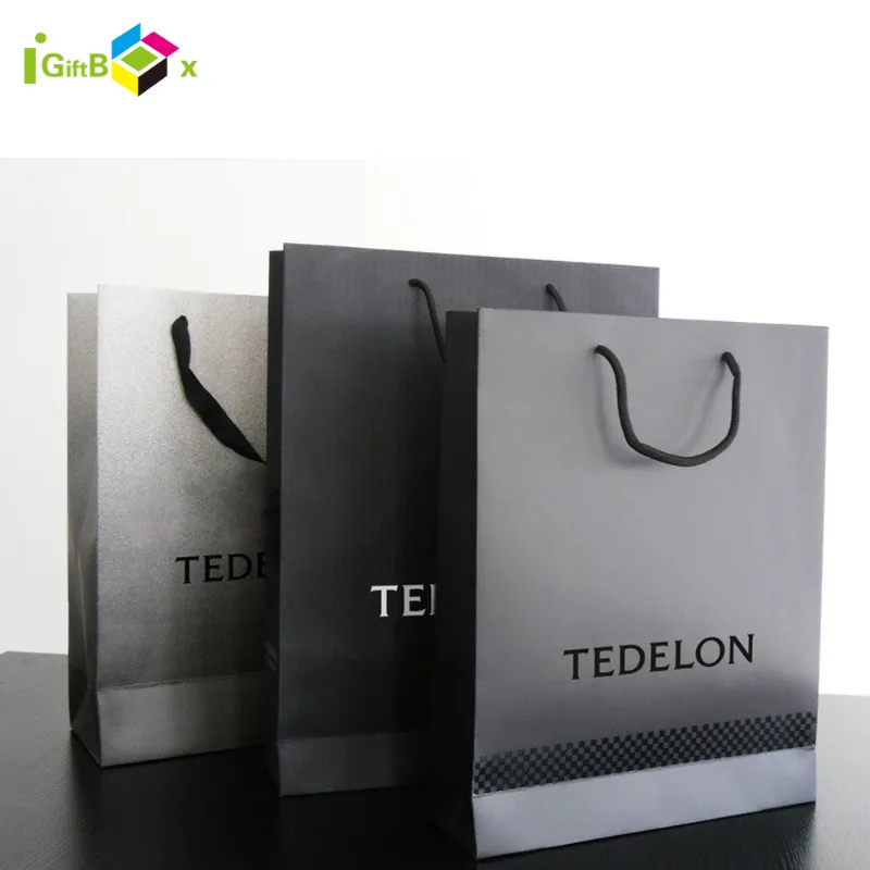 Saco de papel kraft para embalagem de presentes de moda personalizada de luxo
