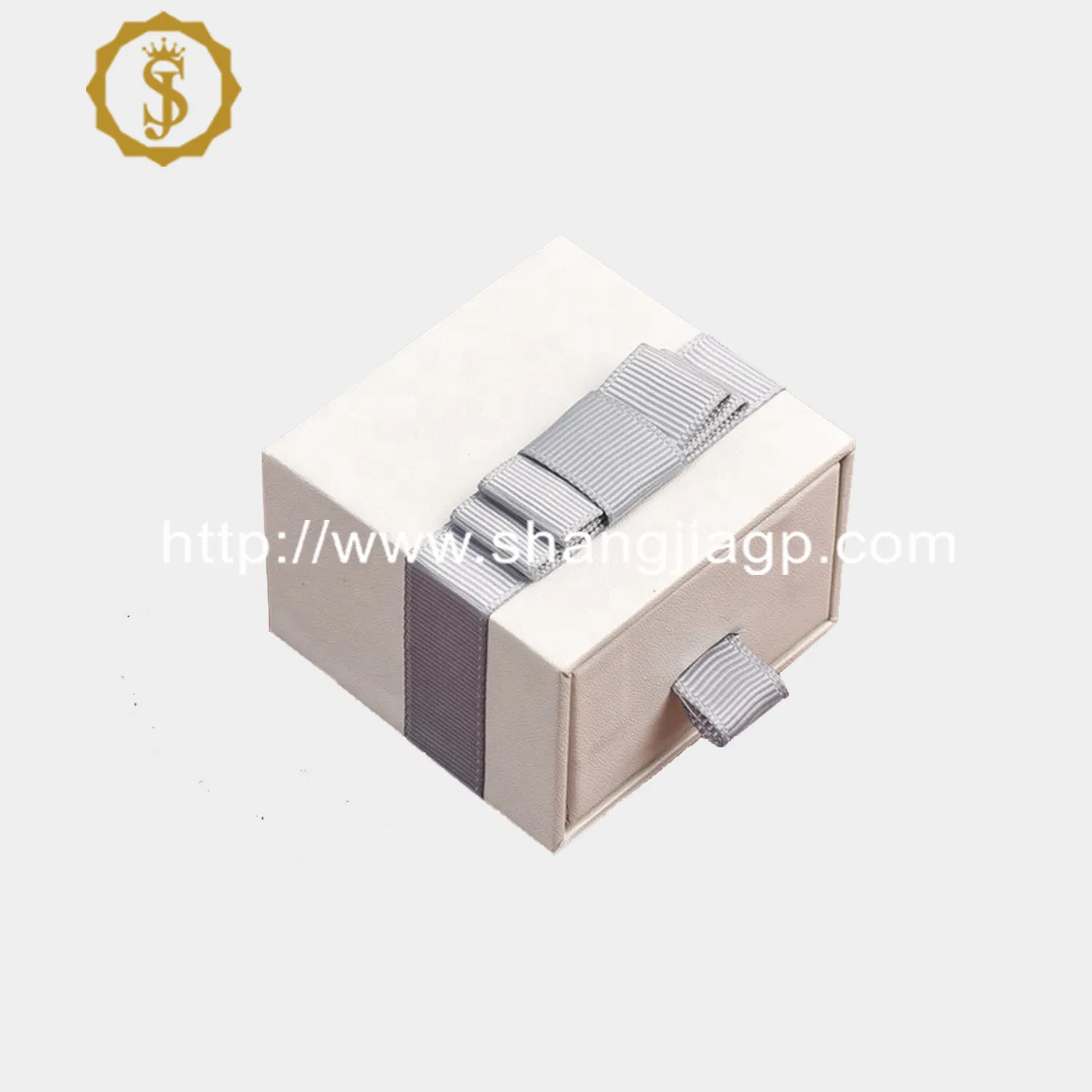 Fabricante da China Novo Design Atacado Caixa de Presente de Papelão para Colar, Pulseira, Pingente e Anel com Fita