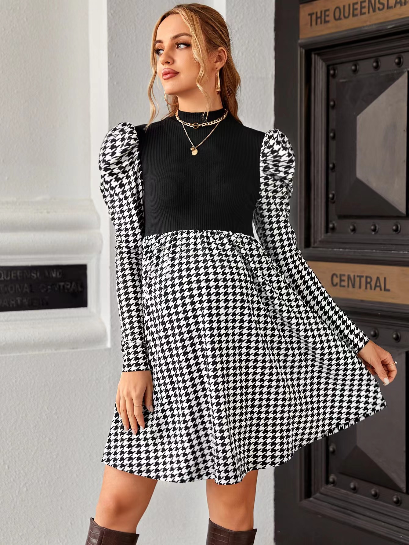 Autumn Knitted Cotton Dress for Pregnant Women Elongated Style with Ruffled Check Pattern Anti-Static Maternity Clothing
