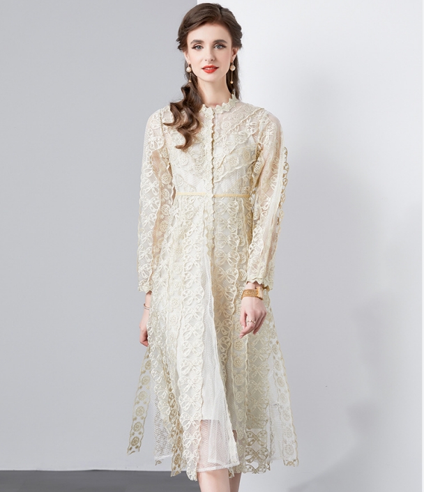 2023 Women's Spring New Embroidered Perspective Mesh Waist Closing Heavy Industry Dress