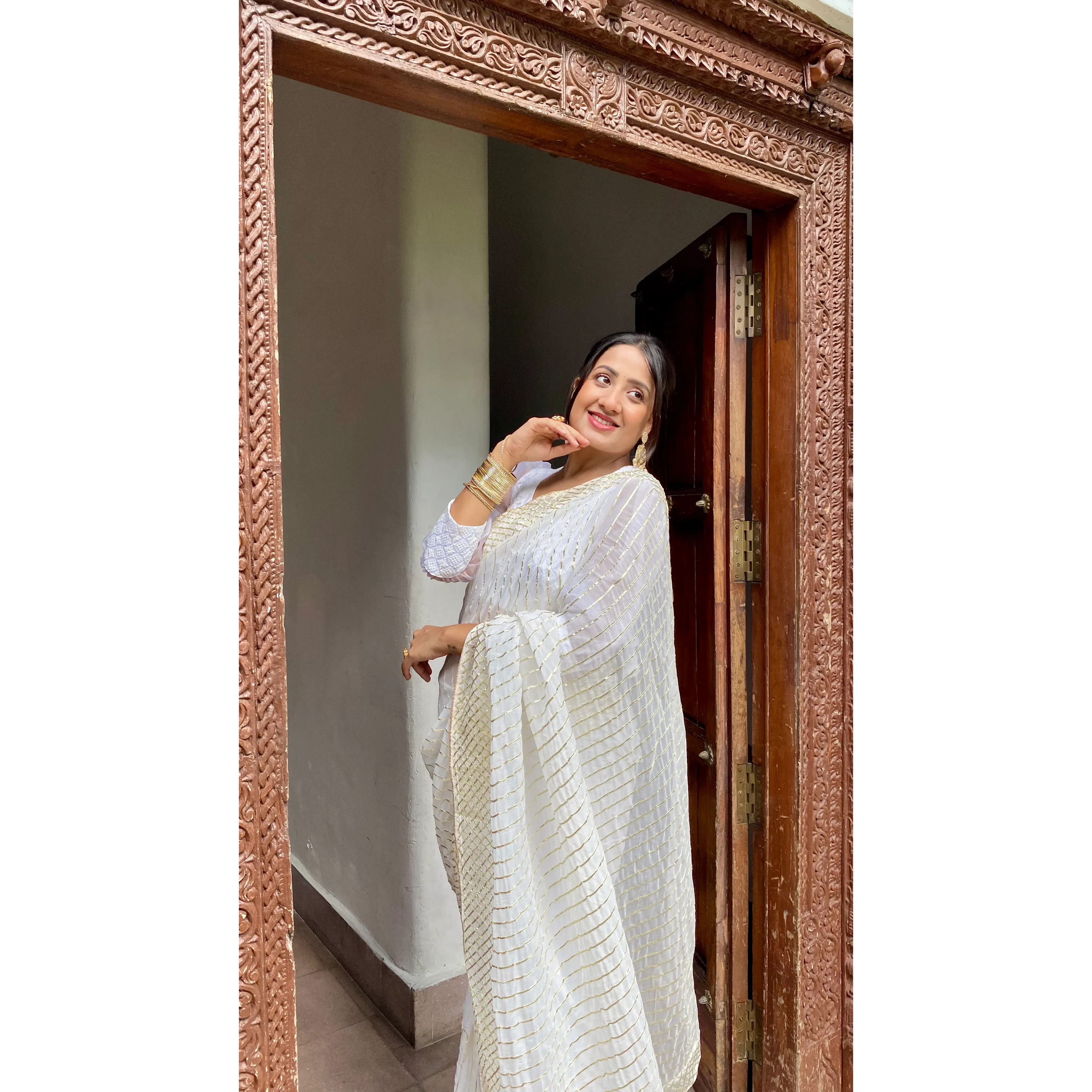 White Sand Golden Vintage Straight Floor-Length Elegant Prom Gown Draped Contemporary Ethnic Evening Occasion Wear Full Sleeve