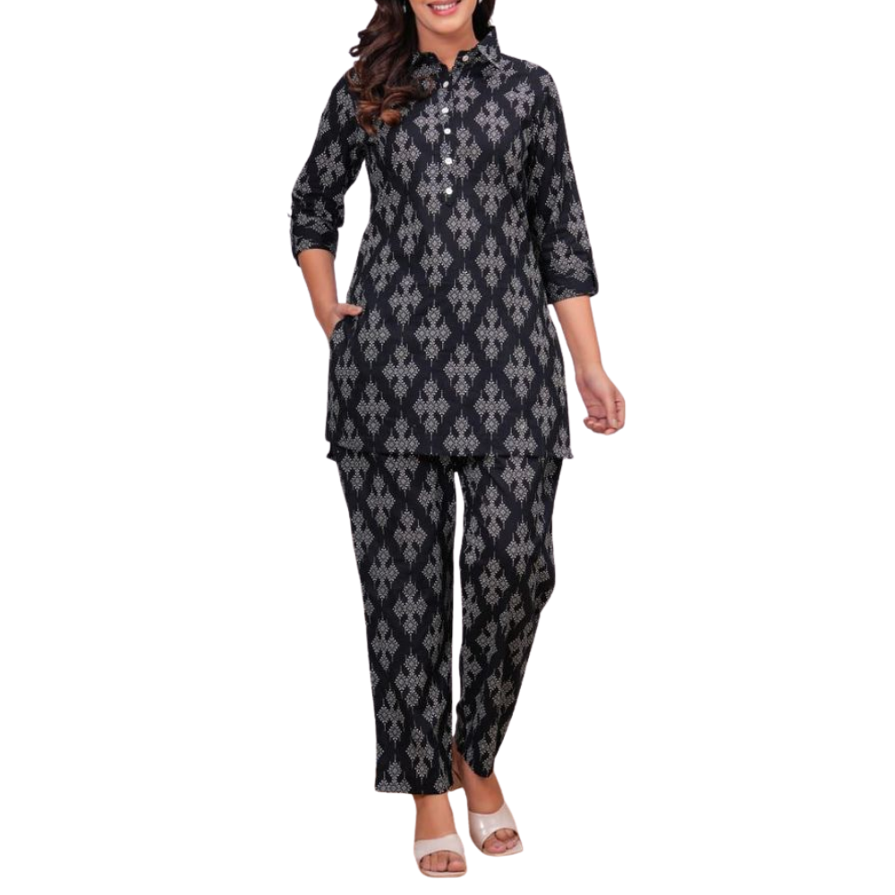 Luxury Elegant Bamboo Pajamas Set Soft Knitted Front Logo Women's Two Piece Breathable Comfortable Sleepwear
