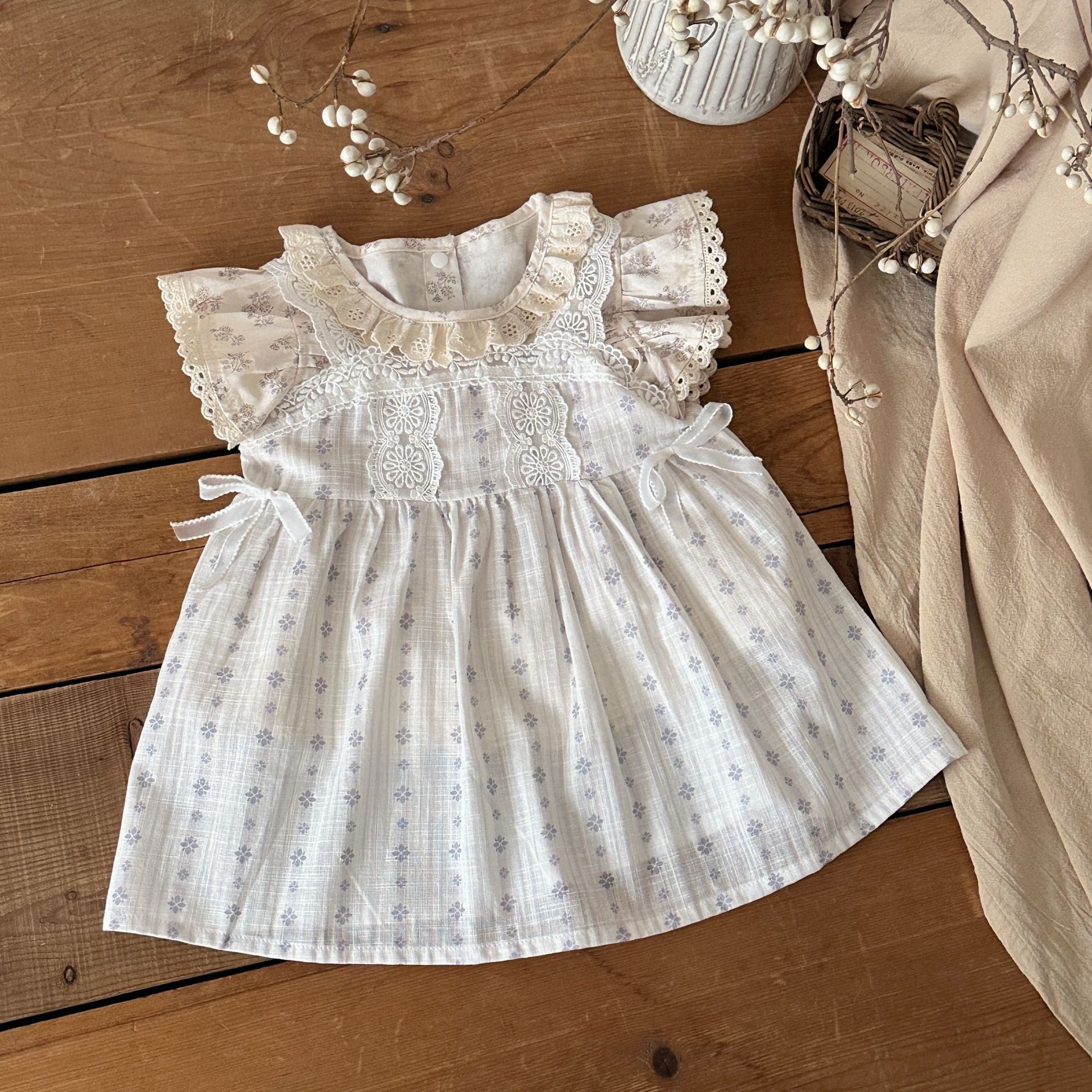 2026 INS Style Summer Infant and Toddler Clothes Vertical Stripe Small Flower Lace Camisole Dress Baby Girl Bow Strap Dresses