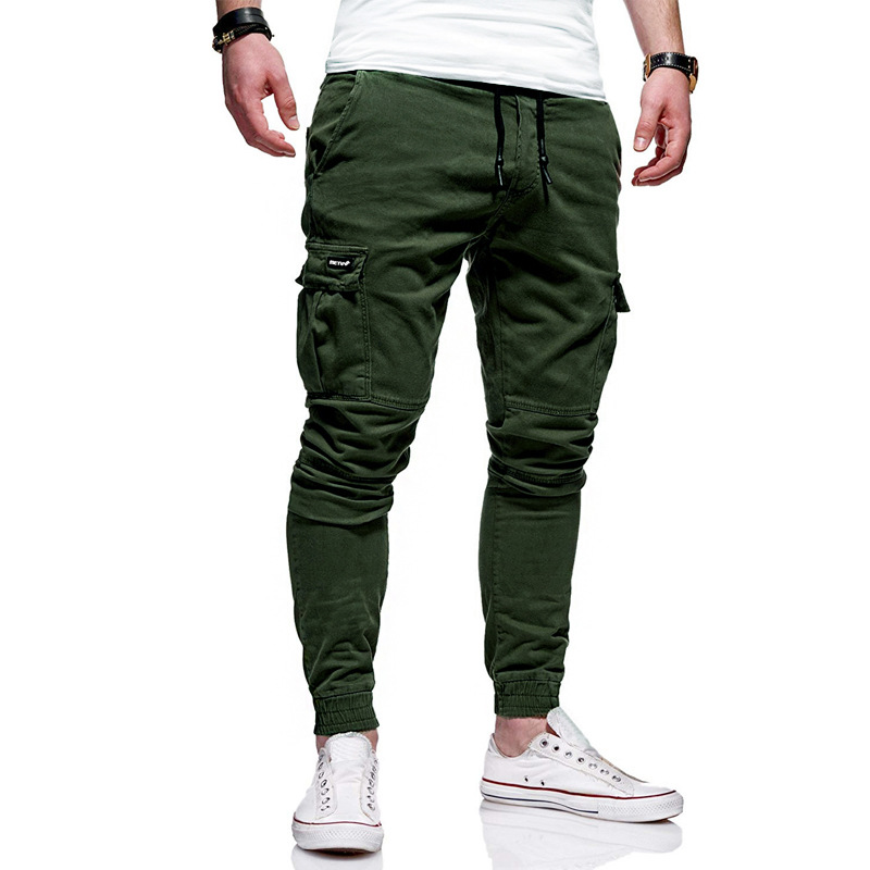 Men Cargo Pants Detail 1