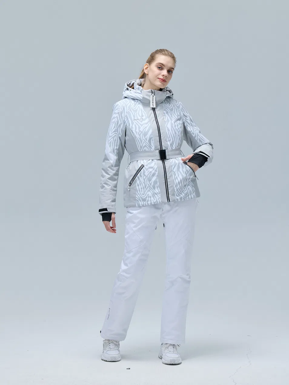 Professional Manufacturer Custom Women's Ski Jacket High Performance Outerwear