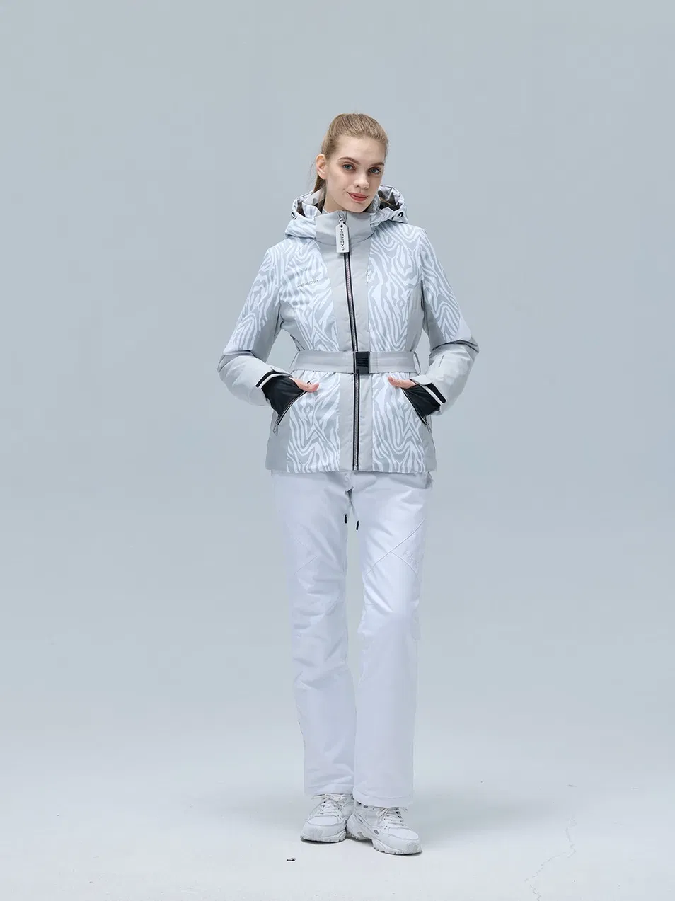 Professional Manufacturer Custom Women's Ski Jacket High Performance Outerwear