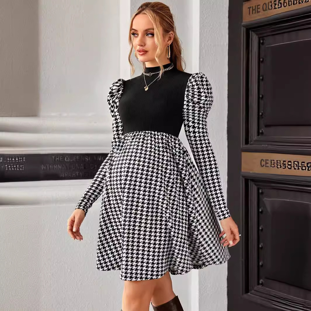 Autumn Knitted Cotton Dress for Pregnant Women Elongated Style with Ruffled Check Pattern Anti-Static Maternity Clothing