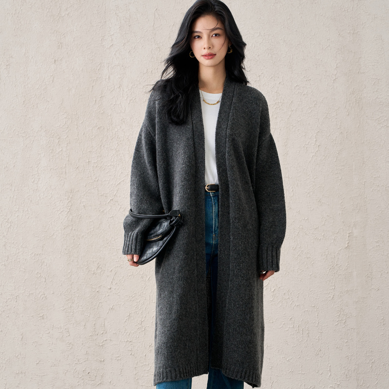 Long Style Pure Wool Knitted Outerwear with Round-Neck Collar Knitted Sweater. Knitwear Fashion Clothes Wholesale Fashion Wear Women′s Clothing Fashion kN