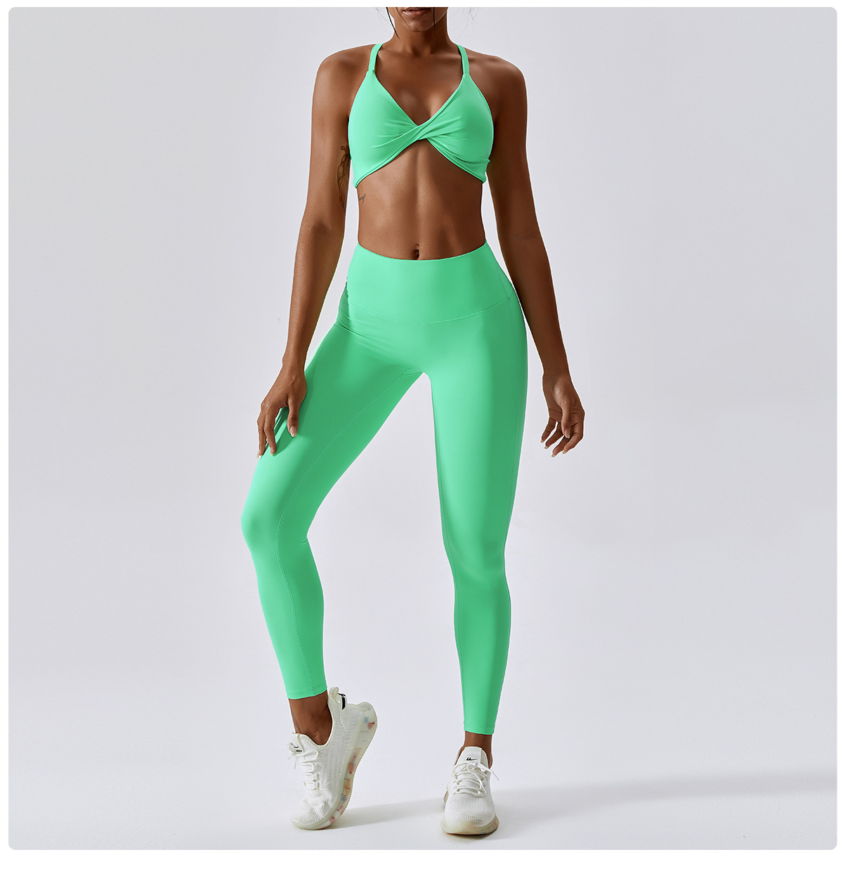 Wholesale Athletic Clothing Ladies Gym Fitness Sports Workout Yoga Clothes Suit Activewear Seamless Women Active Wear Yoga Set