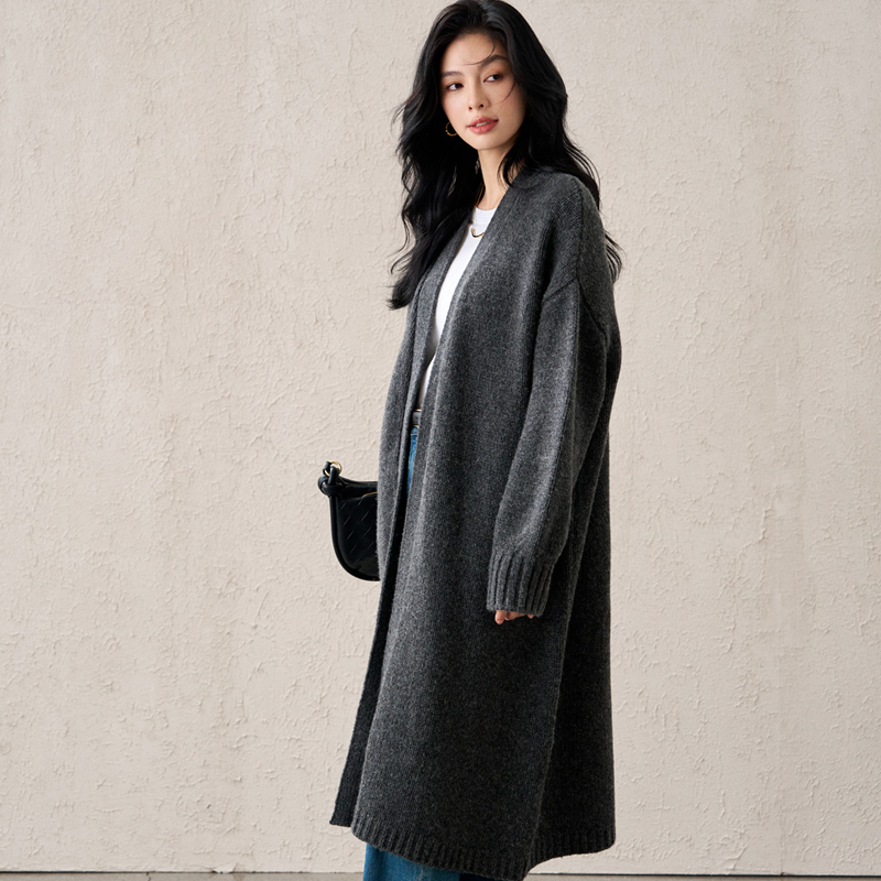 Long Style Pure Wool Knitted Outerwear with Round-Neck Collar Knitted Sweater. Knitwear Fashion Clothes Wholesale Fashion Wear Women′s Clothing Fashion kN
