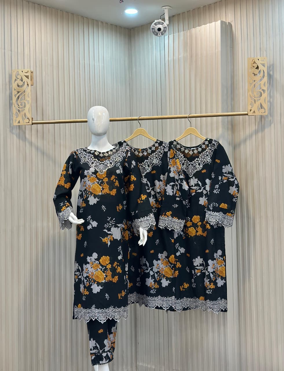 Ssumaira`s Luxury Formal Collection Pakistan and Indian Shalwar Kameez Suits on Chiffon Fabric Formal Wears