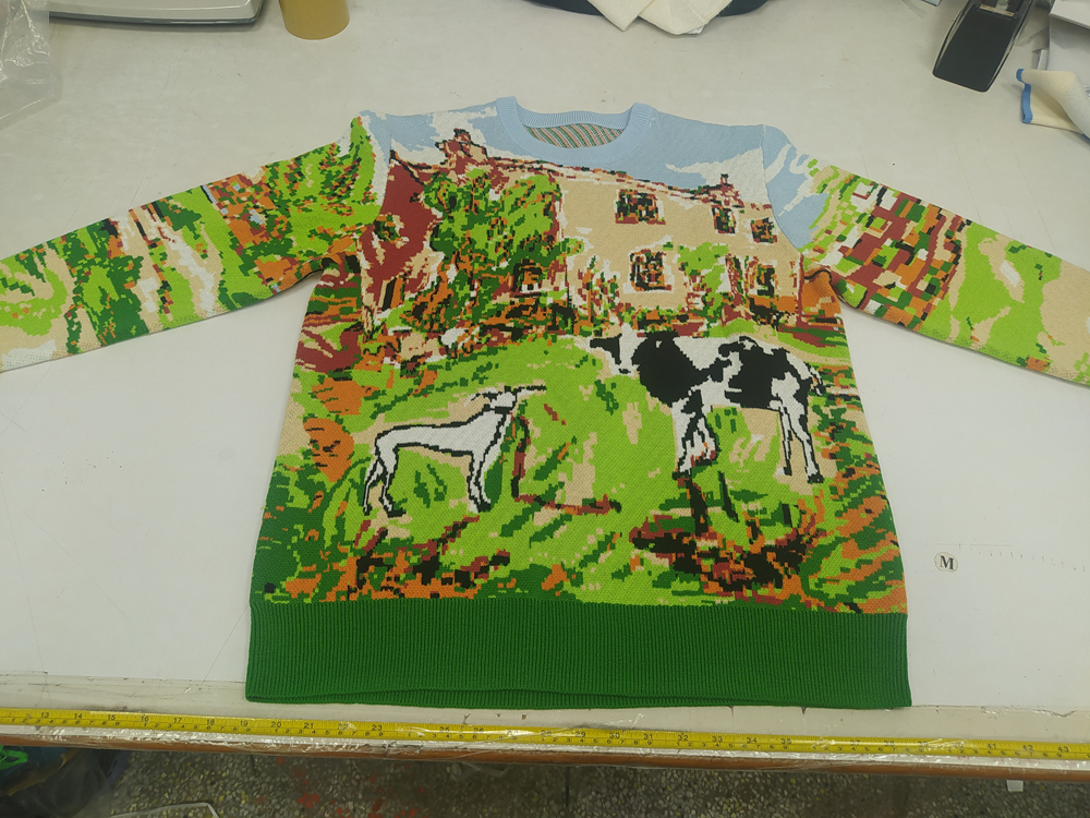 Sweater Detail 5