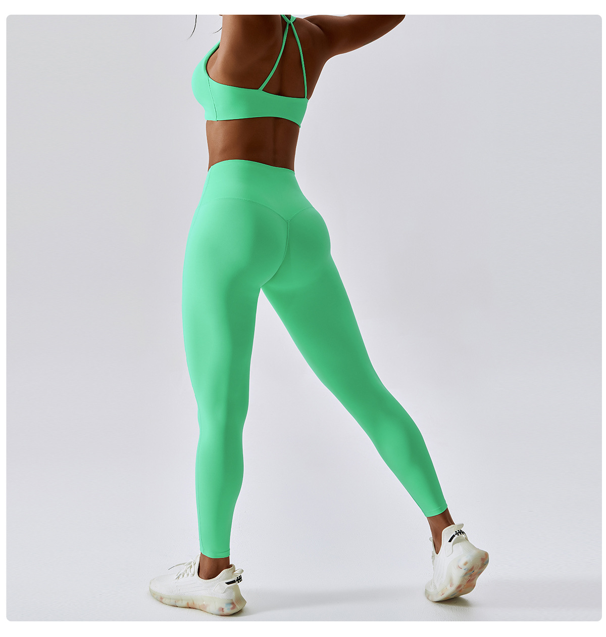 Wholesale Athletic Clothing Ladies Gym Fitness Sports Workout Yoga Clothes Suit Activewear Seamless Women Active Wear Yoga Set