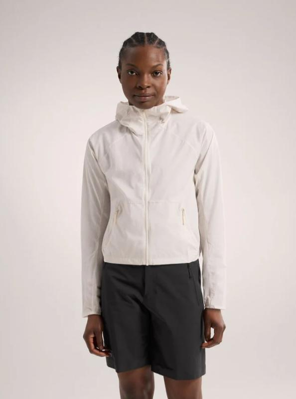 Henglong Women's Stowe Windshell - Stylish and Functional Outerwear