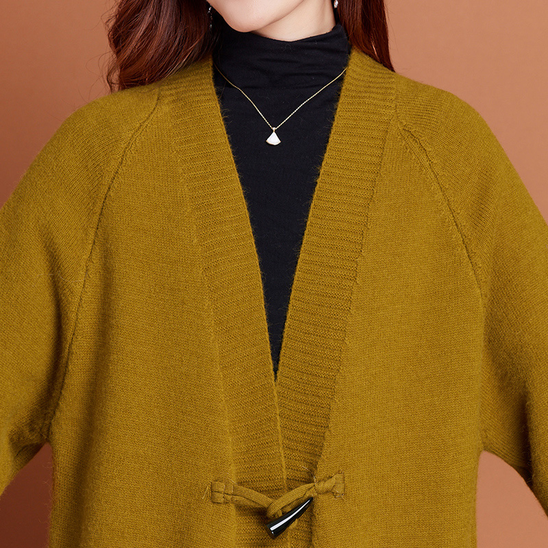 Long Style Knitted Outerwear with V-Neck Collar Knitted Sweater. Knitwear Fashion Clothes Wholesale Fashion Wear Women′ S Clothing Fashion Knitwea