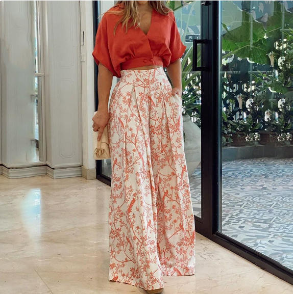 Manufactory Custom Style or Logo ODM Summer Plus Size Women's Clothing V-neck Shirt and Wide-leg Pants Causal Two Piece Sets