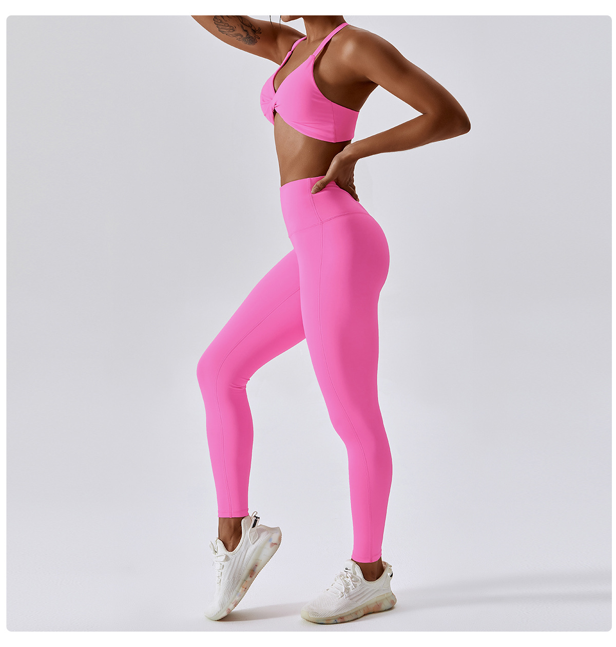 Wholesale Athletic Clothing Ladies Gym Fitness Sports Workout Yoga Clothes Suit Activewear Seamless Women Active Wear Yoga Set