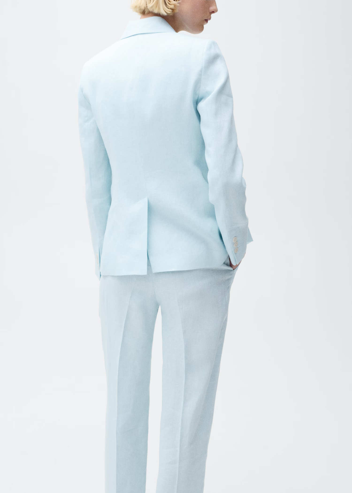 Elegant Office Woman's Blazer Slim Fit Long Sleeve Professional Work Wear Jacket for Daily Business Meetings