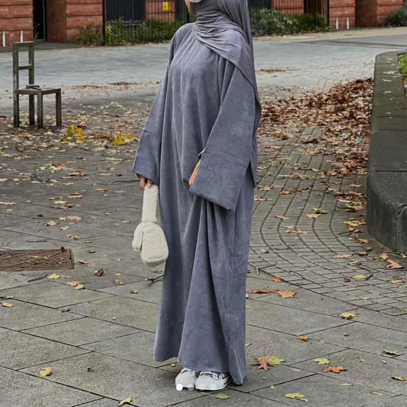 Fashion 2024 Wholesale Eid Modest Luxury Abaya Plain Thick Corduroy Winter Abaya Muslim Women Dresses