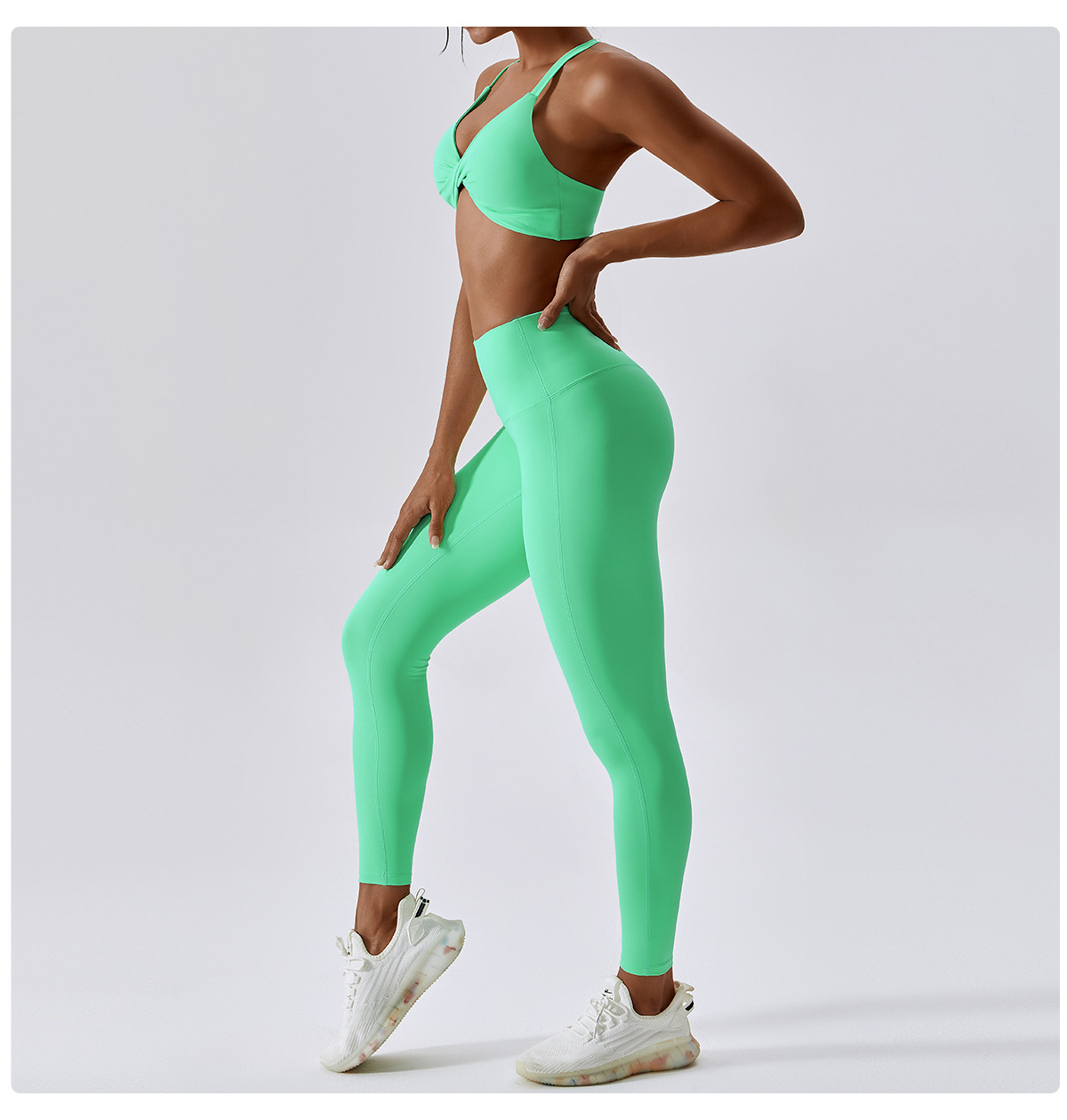 Wholesale Athletic Clothing Ladies Gym Fitness Sports Workout Yoga Clothes Suit Activewear Seamless Women Active Wear Yoga Set